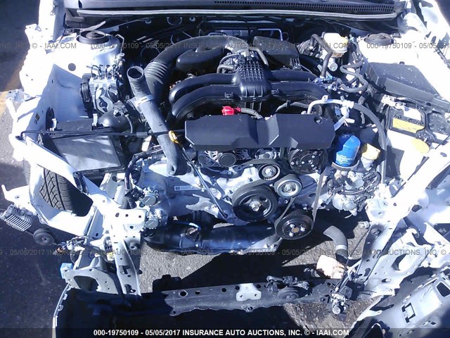 JF1GJAA69GH011777 - 2016 SUBARU IMPREZA WHITE photo 10