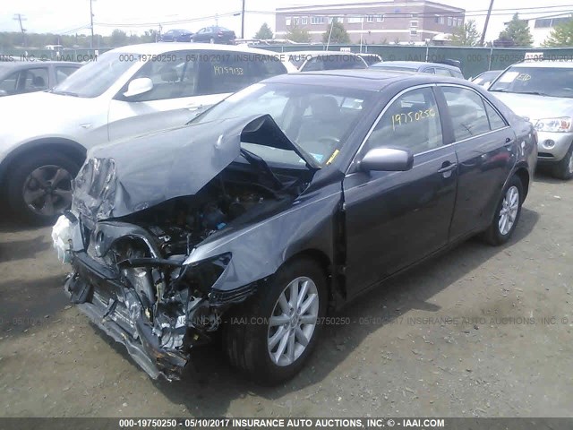 4T1BF3EK9AU069360 - 2010 TOYOTA CAMRY SE/LE/XLE 灰色 照片 2
