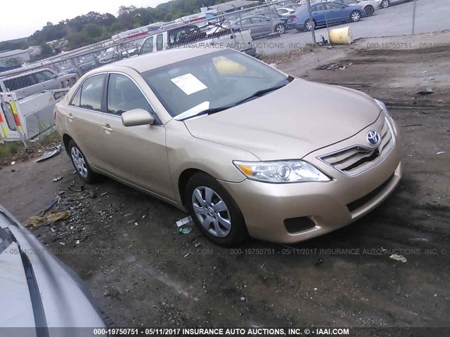 4T1BF3EK3AU043837 - 2010 TOYOTA CAMRY SE/LE/XLE ოქროსფერი ფოტო 1