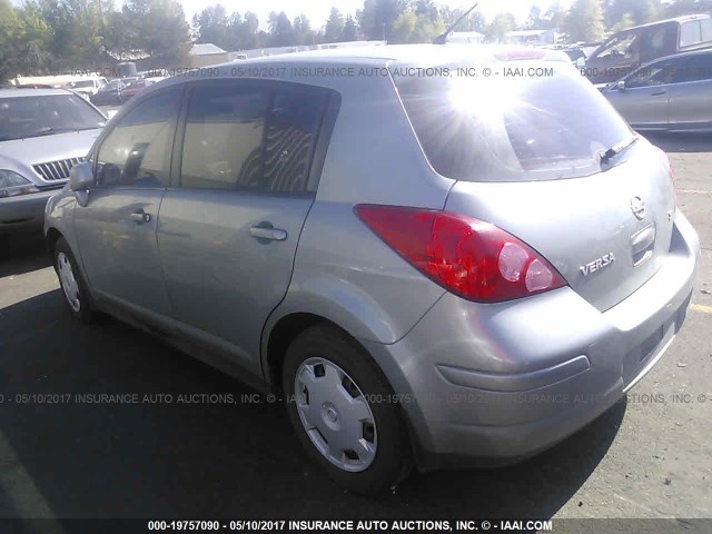 3N1BC13E57L420432 - 2007 NISSAN VERSA S/SL SILVER photo 3