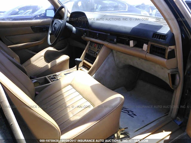 WDB1260371A178981 - 1985 MERCEDES-BENZ SEL 500  BLACK photo 5