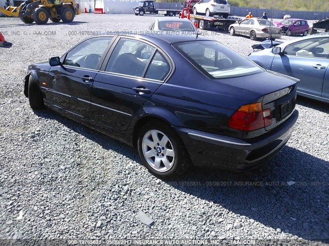 WBAAM3333XKC61489 - 1999 BMW 323 I BLUE photo 3