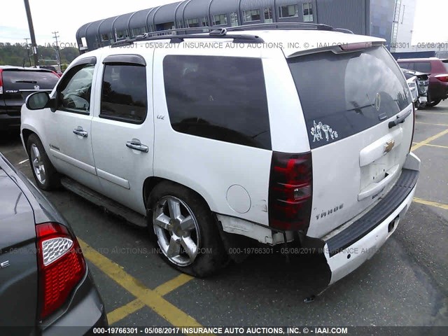 1GNFK13058J210080 - 2008 CHEVROLET TAHOE K1500 WHITE photo 3