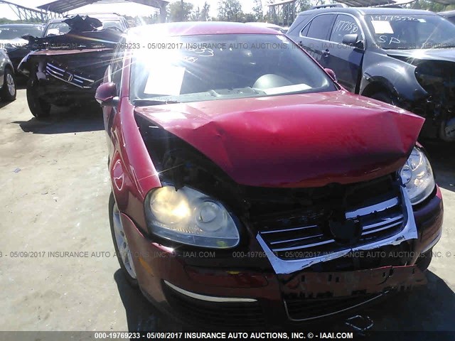 3VWRZ71KX8M149432 - 2008 VOLKSWAGEN JETTA SE/SEL RED photo 6