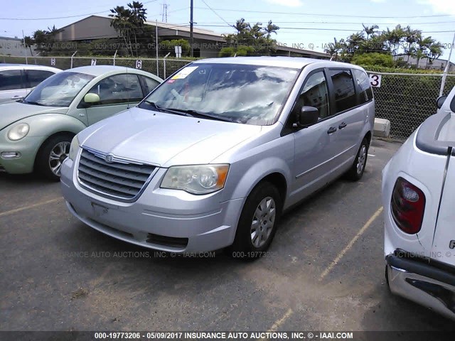 2A8HR44H68R844778 - 2008 CHRYSLER TOWN & COUNTRY LX SILVER photo 2