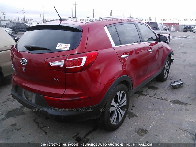 KNDPCCA26B7085346 - 2011 KIA SPORTAGE EX/SX RED photo 4