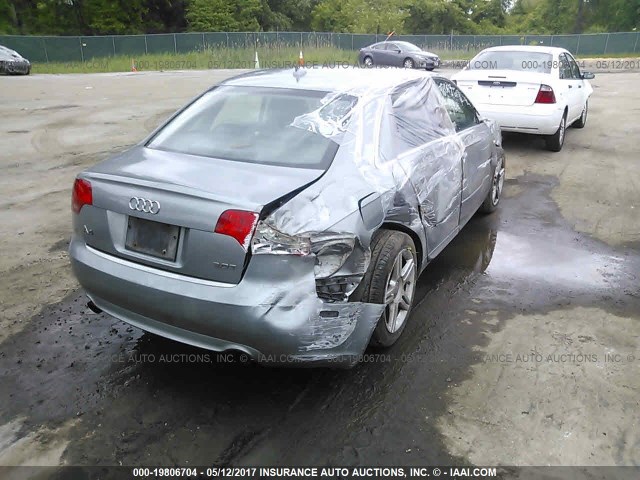 WAUAF78E58A004740 - 2008 AUDI A4 2.0T SILVER photo 4