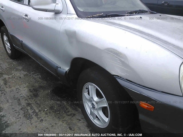 KM8SB12B14U643359 - 2004 HYUNDAI SANTA FE GL SILVER photo 6