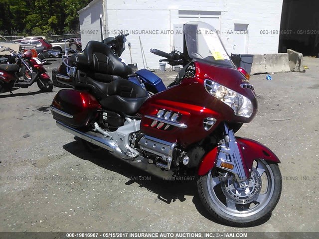 1HFSC47014A307129 - 2004 HONDA GL1800 RED photo 1