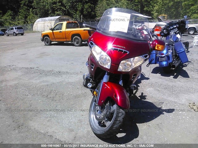 1HFSC47014A307129 - 2004 HONDA GL1800 RED photo 5