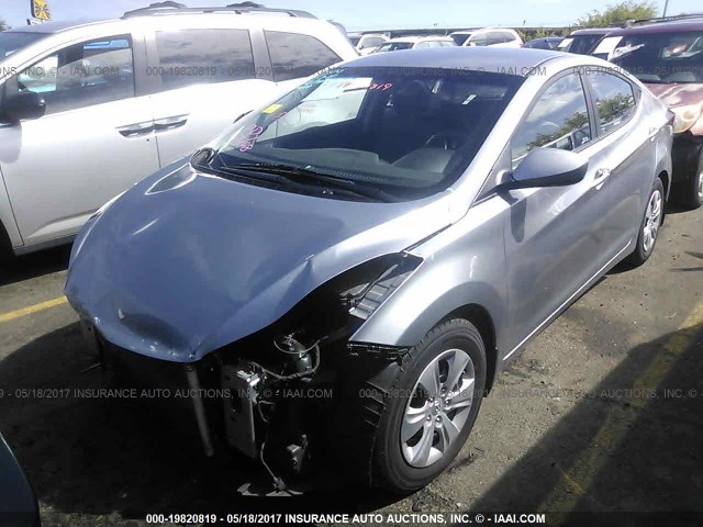 5NPDH4AE5GH727109 - 2016 HYUNDAI ELANTRA SE/SPORT/LIMITED SILVER photo 2