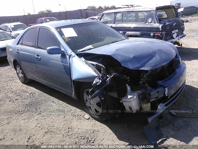 JTDBE32K420057590 - 2002 TOYOTA CAMRY LE/XLE/SE 蓝色 照片 1