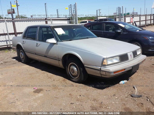 1G3HY54C0KW348040 - 1989 OLDSMOBILE DELTA 88 ROYALE BROUGHAM SILVER photo 1