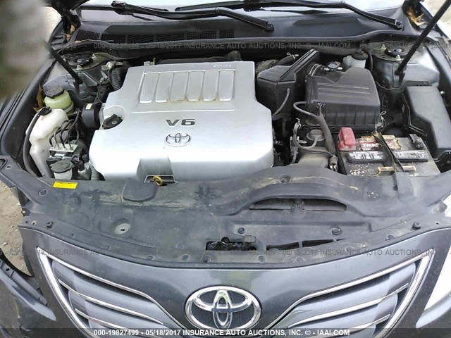 4T1BK3EK5BU129521 - 2011 TOYOTA CAMRY SE/LE/XLE ნაცრისფერი ფოტო 10