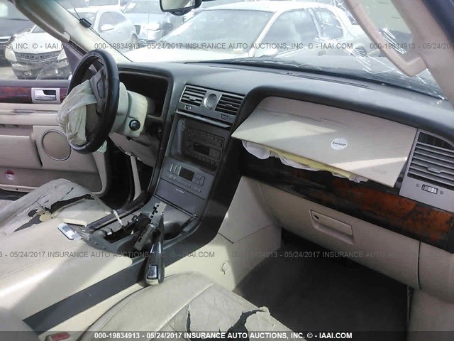 5LMFU28R73LJ12562 - 2003 LINCOLN NAVIGATOR BLACK photo 5