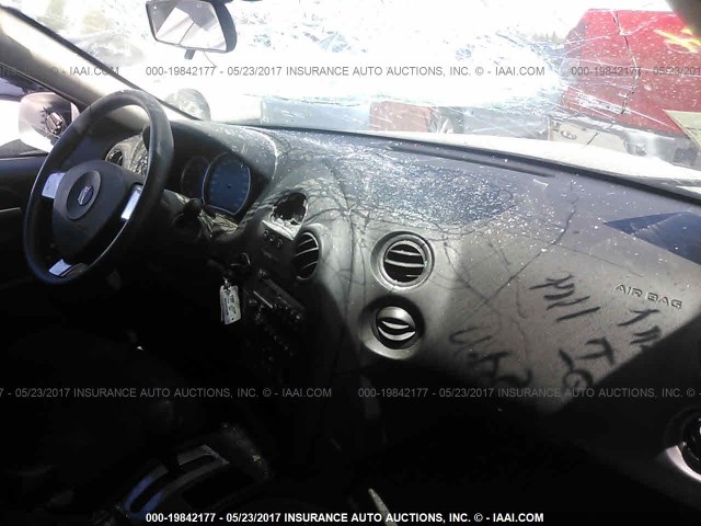 2G2WP552671207895 - 2007 PONTIAC GRAND PRIX GRAY photo 5