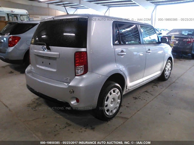 JTLZE4FE1FJ078409 - 2015 TOYOTA SCION XB Gümüş foto 4