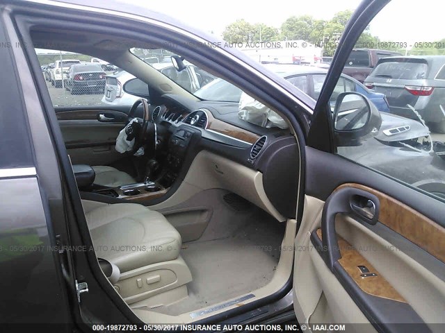 5GAER237X8J247503 - 2008 BUICK ENCLAVE CXL Marron photo 5