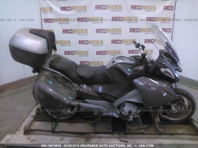 WB104400XDZW21823 - 2013 BMW R1200 RT GRAY photo 5