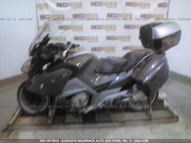 WB104400XDZW21823 - 2013 BMW R1200 RT GRAY photo 8