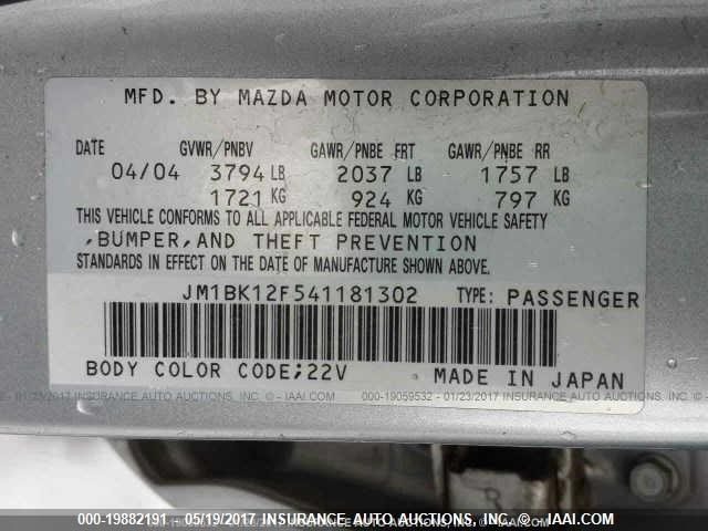 JM1BK12F541181302 - 2004 MAZDA 3 I SILVER photo 9