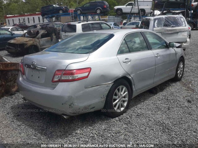 4T1BK3EKXBU127022 - 2011 TOYOTA CAMRY SE/LE/XLE SILVER photo 4