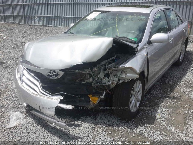 4T1BK3EKXBU127022 - 2011 TOYOTA CAMRY SE/LE/XLE SILVER photo 6