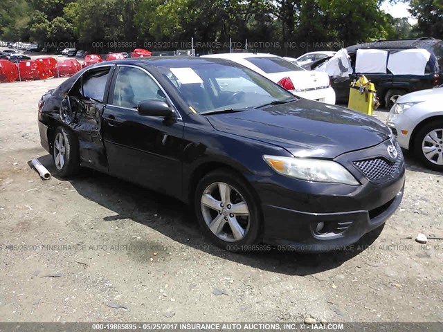 4T1BF3EK3AU056054 - 2010 TOYOTA CAMRY SE/LE/XLE Черный фото 1