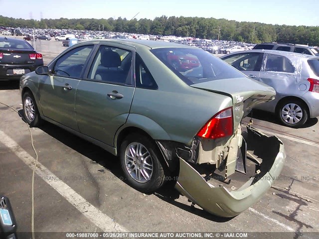 1FAFP34N27W125009 - 2007 FORD FOCUS ZX4/S/SE/SES GREEN photo 3