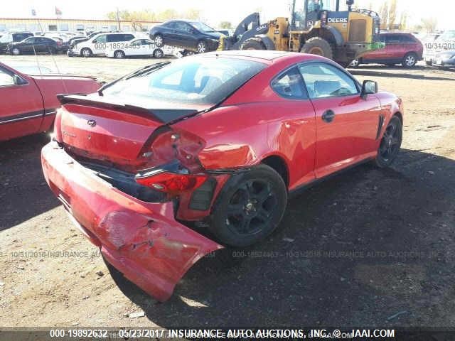 KMHHM65D34U126840 - 2004 HYUNDAI TIBURON RED photo 4