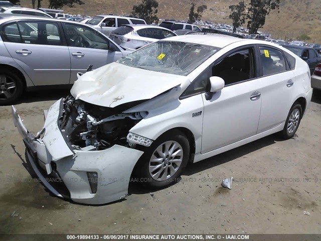 JTDKN3DP0E3060045 - 2014 TOYOTA PRIUS PLUG-IN  WHITE photo 2