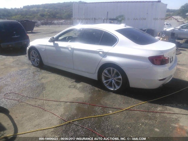 WBA5B3C5XFD543461 - 2015 BMW 535 XI 白色 照片 3