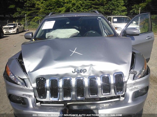 1C4PJMCS2GW271522 - 2016 JEEP CHEROKEE LATITUDE Gümüş foto 10