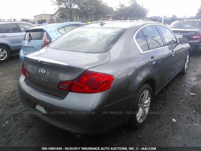 JN1DV6AR3BM650345 - 2011 INFINITI G25 GRAY photo 4