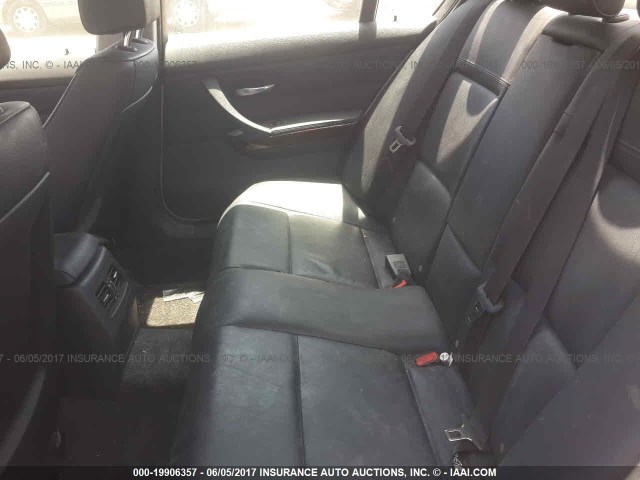 WBAPH5G56BNM79971 - 2011 BMW 328 I SULEV SILVER photo 8