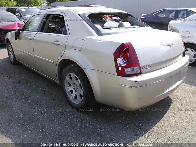 2C3KA53G86H338752 - 2006 CHRYSLER 300 TOURING GOLD photo 3