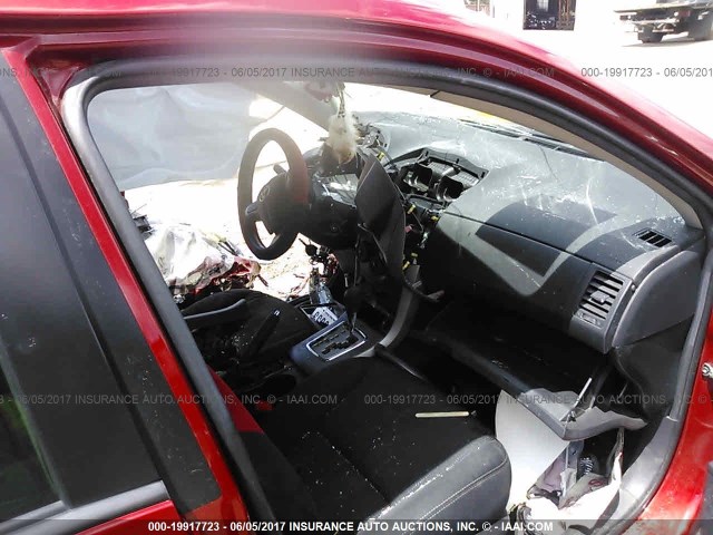 5YFBU4EE5DP158502 - 2013 TOYOTA COROLLA S/LE RED photo 5
