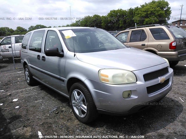 1GNDV03L85D266303 - 2005 CHEVROLET UPLANDER SILVER photo 1