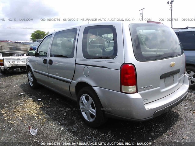 1GNDV03L85D266303 - 2005 CHEVROLET UPLANDER SILVER photo 3