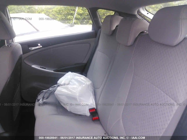 KMHCU5AE8DU090890 - 2013 HYUNDAI ACCENT GLS/SE WHITE photo 8