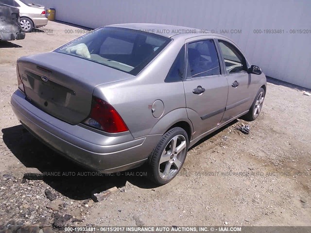 1FAFP33P23W116310 - 2003 FORD FOCUS LX GRAY photo 4