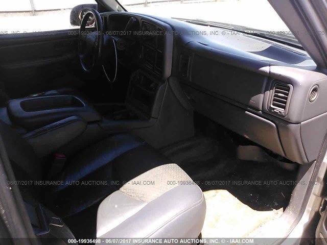 3GNEC13T43G190238 - 2003 CHEVROLET AVALANCHE C1500 Champagne photo 5