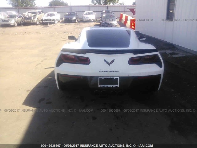 1G1YK2D77F5102044 - 2015 CHEVROLET CORVETTE STINGRAY/2LT/Z51 WHITE photo 8