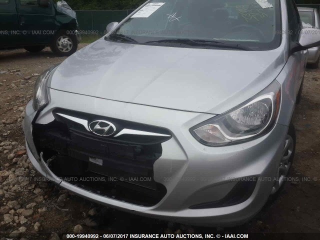 KMHCT4AE8EU676794 - 2014 HYUNDAI ACCENT GLS/GS SILVER photo 6