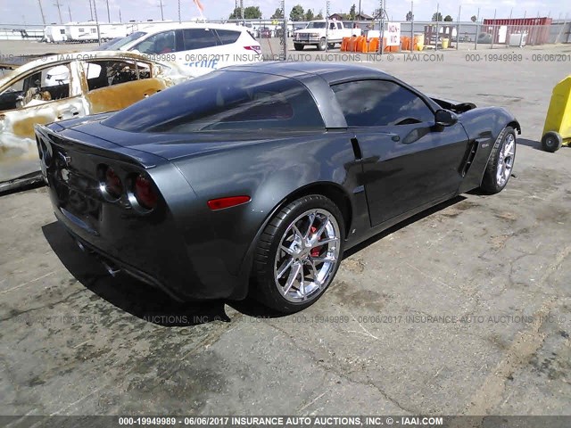 1G1YZ26E295108734 - 2009 CHEVROLET CORVETTE Z06 GRAY photo 4