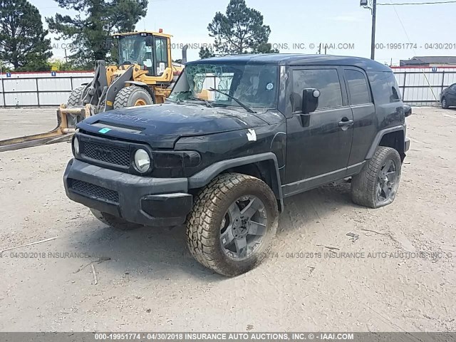 JTEZU11F18K004204 - 2008 TOYOTA FJ CRUISER BLACK photo 2