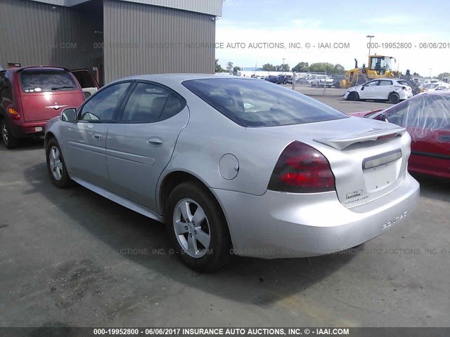 2G2WP552561303225 - 2006 PONTIAC GRAND PRIX SILVER photo 3