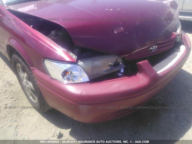 4T1BF22K6VU036028 - 1997 TOYOTA CAMRY CE/LE/XLE 红色 照片 6