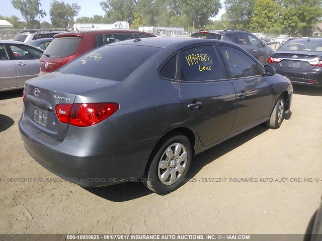 KMHDU46D48U351100 - 2008 HYUNDAI ELANTRA GLS/SE/LIMITED GRAY photo 4