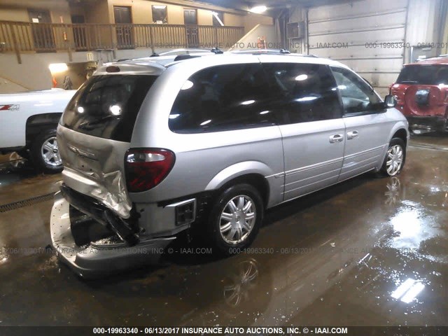 2A4GP64L56R623317 - 2006 CHRYSLER TOWN & COUNTRY LIMITED SILVER photo 4